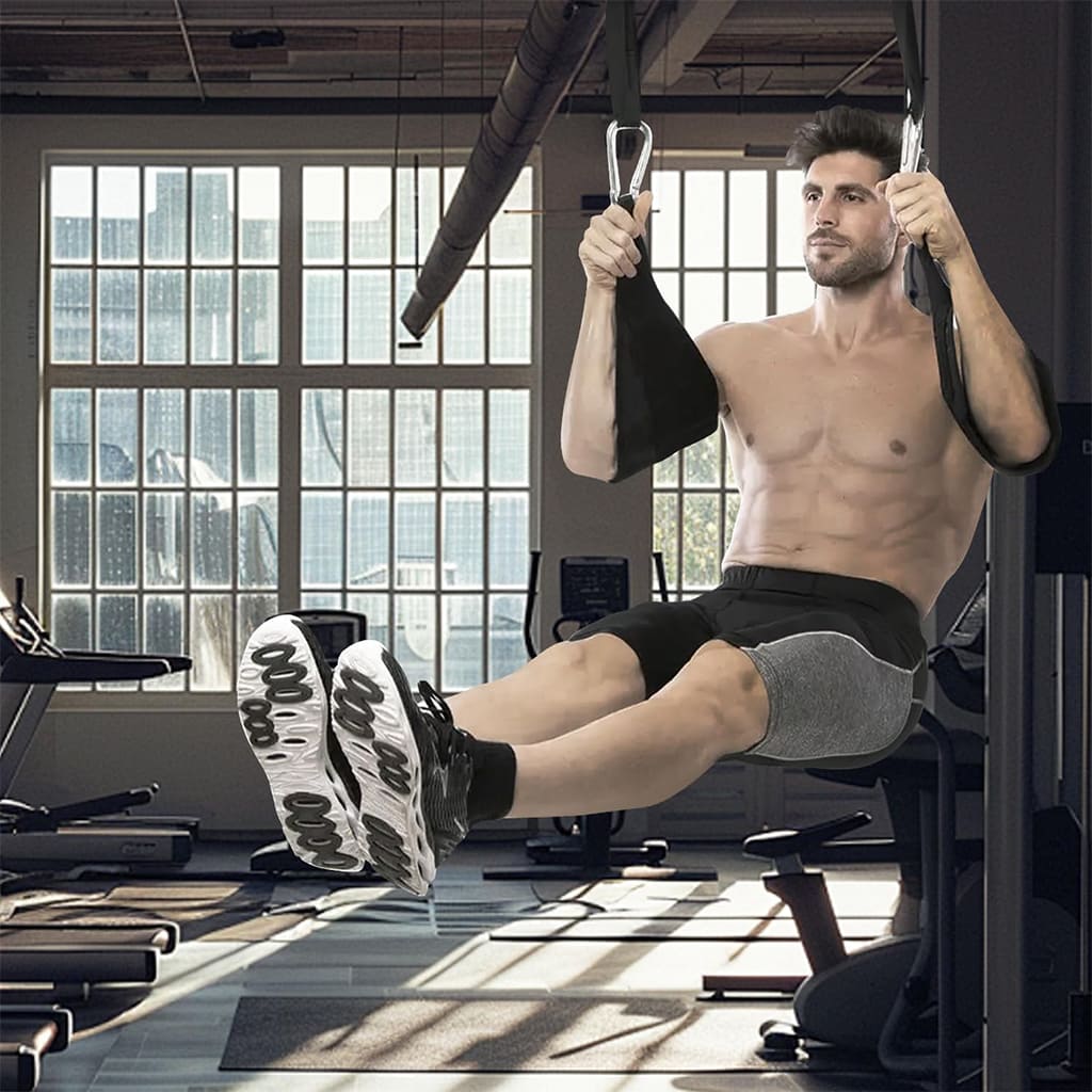 Ahoj Krása CoreGlide in use at the gym for targeted core exercises.